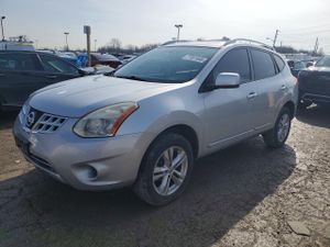Nissan Rogue S 2.5L 4 2012