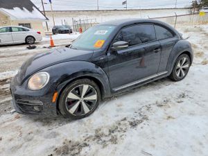 Volkswagen Beetle R-LINE 2 L 4 2015