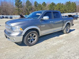 RAM 1500 LARAMIE 5.7L 8 2013