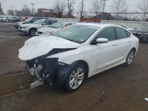 Chrysler 200 LIMITED 2.4L 4 2015