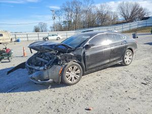 Chrysler 200 2.4L 4 2015