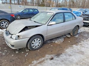 Toyota Corolla CE 1.8L 4 2001