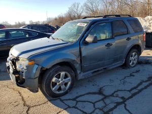 Ford Escape XLT 3.0L 6 2012