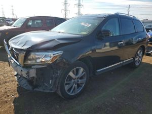 Nissan Pathfinder S 3.5L 6 2013