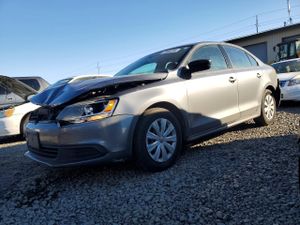 Volkswagen Jetta BASE 2.0L 4 2012