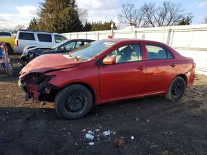 Toyota Corolla BASE 1.8L 4 2010