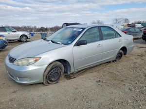 Toyota Camry LE 2.4L 4 2005