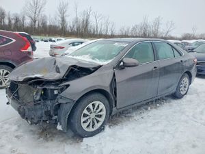 Toyota Camry LE 2.5L 4 2015