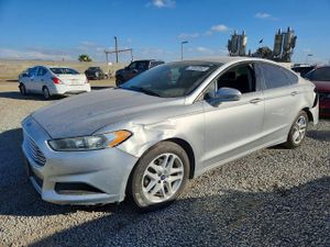 Ford Fusion SE 2.5L 4 2014