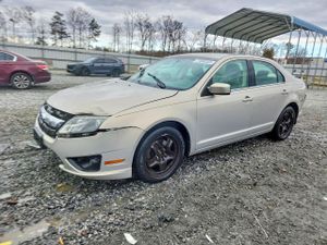 Ford Fusion SE 2.5L 4 2010