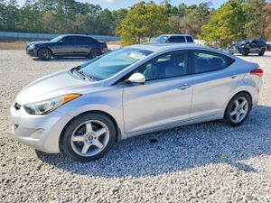 Hyundai Elantra GLS 1.8L 4 2013