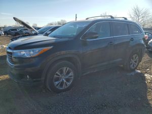 Toyota Highlander XLE 3.5L 6 2015