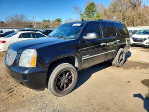 GMC Yukon DENALI 6.2L 8 2013