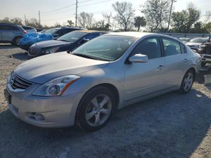 Nissan Altima BASE 2.5L 4 2012