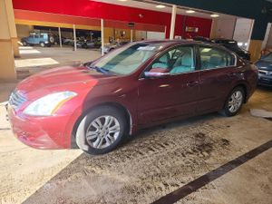 Nissan Altima BASE 2.5L 4 2010