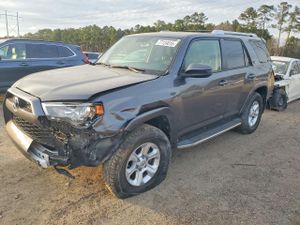 Toyota 4Runner SR5 4.0L 6 2015