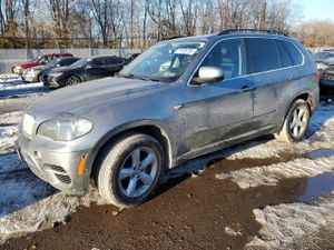 BMW X5 XDRIVE50I 4.4L 8 2011