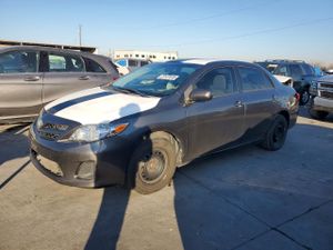 Toyota Corolla BASE 1.8L 4 2011