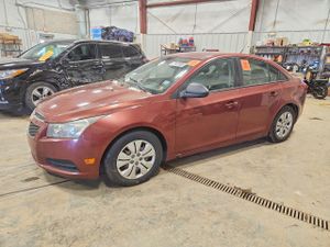 Chevrolet Cruze LS 1.8L 4 2013