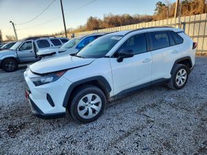 Toyota Rav4 LE 2.5L 4 2021