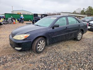 Toyota Camry LE 3.0L 6 2004