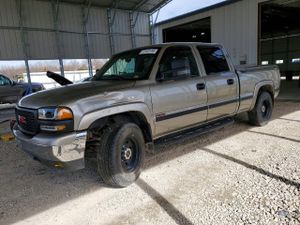 GMC Sierra 6.0L 8 2001