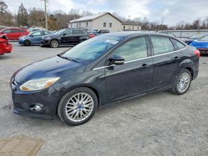 Ford Focus SEL 2.0L 4 2012
