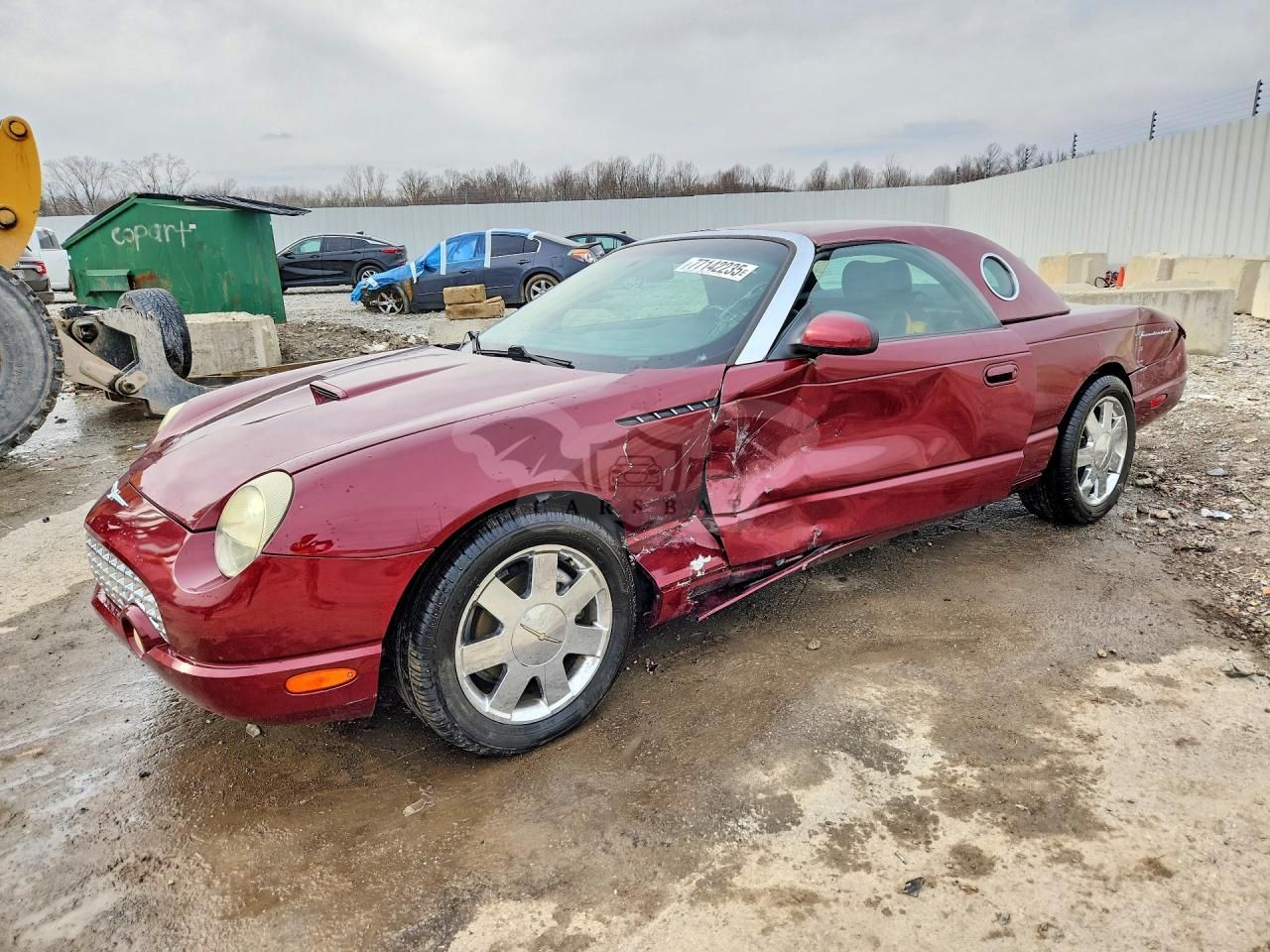 Ford Thunderbird 3.9L 8 2004