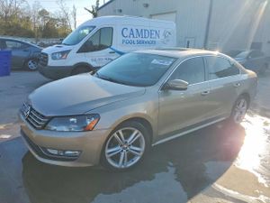Volkswagen Passat SE 2L 4 2015