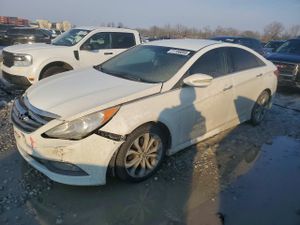 Hyundai Sonata SE 2.0L 4 2014