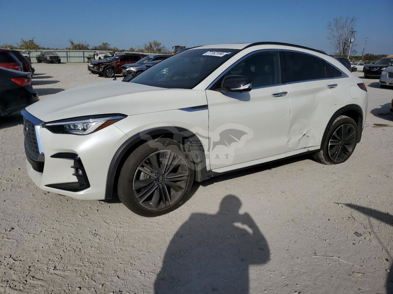 Infiniti QX50 ESSENTIAL 2.0L  4 2022