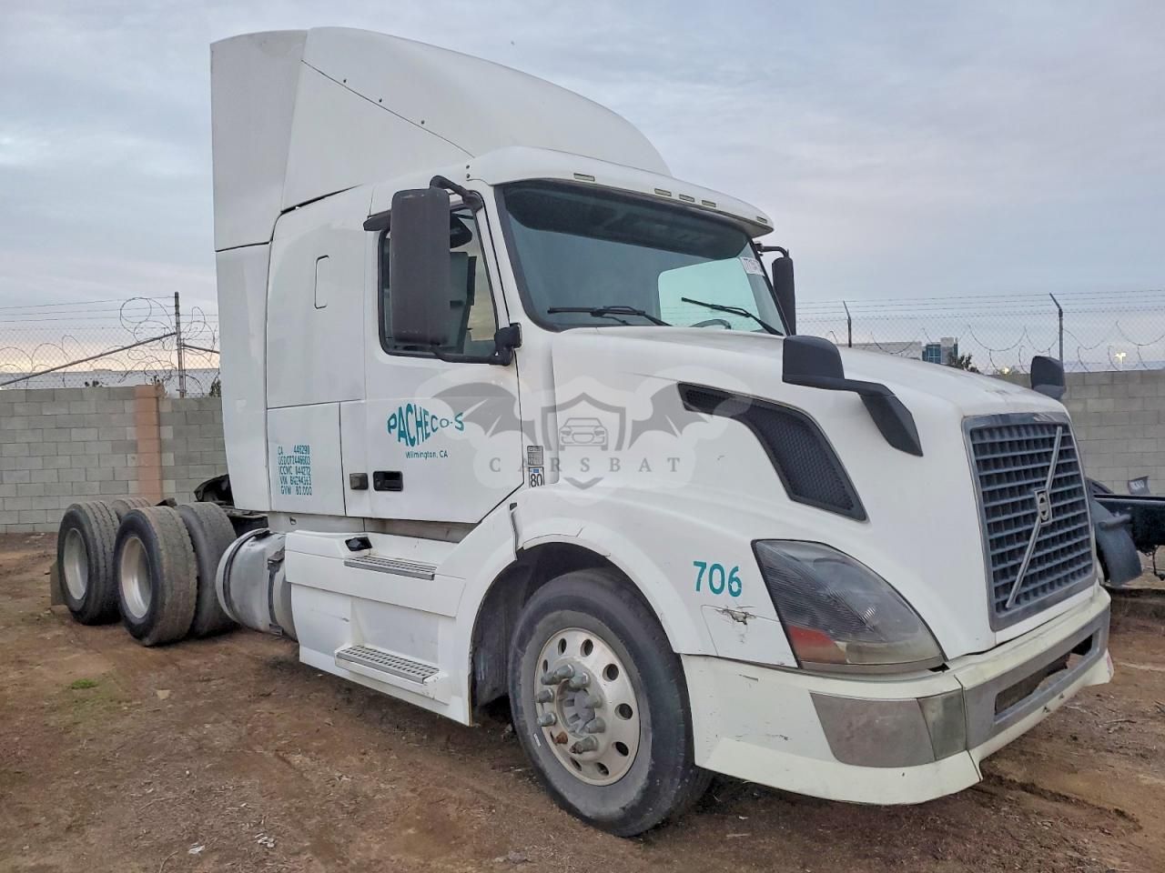 Volvo VN VNL 12.8L 6 2011