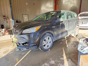 Ford Escape S 2.5L 4 2015