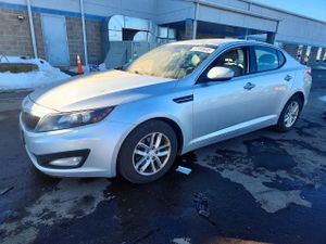 Kia Optima LX 2.4L 4 2012