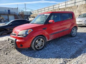 Kia Soul + 2.0L 4 2010