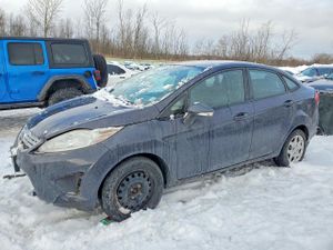 Ford Fiesta SE 1.6L 4 2013