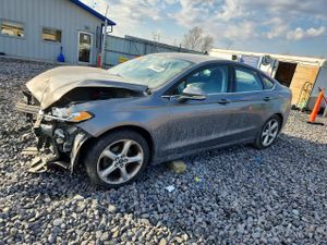 Ford Fusion SE 2.5L 4 2014