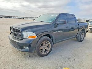 Dodge RAM ST 5.7L 8 2012