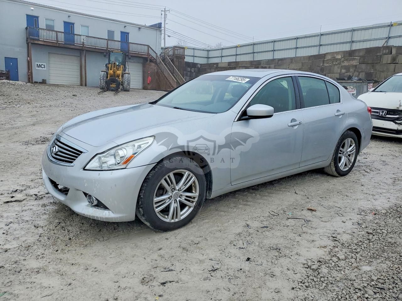 Infiniti G37 3.7L 6 2013