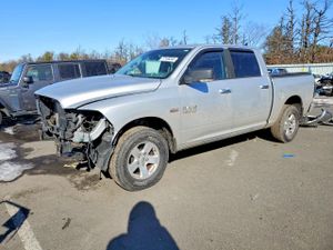 RAM 1500 SLT 5.7L 8 2013