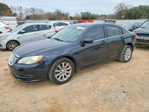 Chrysler 200 TOURING 2.4L 4 2012