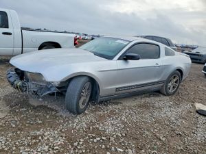 Ford Mustang 3.7L 6 2012