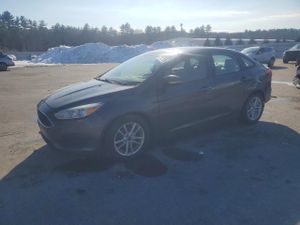 Ford Focus SE 2.0L 4 2015