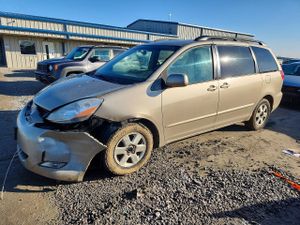 Toyota Sienna XLE 3.3L 6 2006