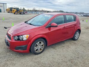 Chevrolet Aveo (Sonic) LT 1.8L 4 2012