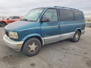 GMC Safari XT 4.3L 6 1997