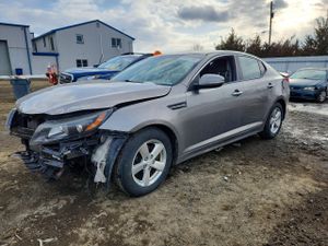 Kia Optima LX 2.4L 4 2015
