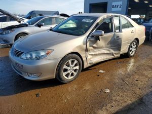 Toyota Camry LE 3.0L 6 2005