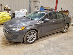 Ford Fusion SE 2.0L 4 2020