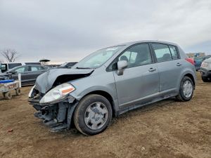 Nissan Versa S 1.8L 4 2009
